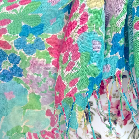 🎉HP🎉Lilly Pulitzer Murfee Silk/Cashmere Scarf - Picture 7 of 11